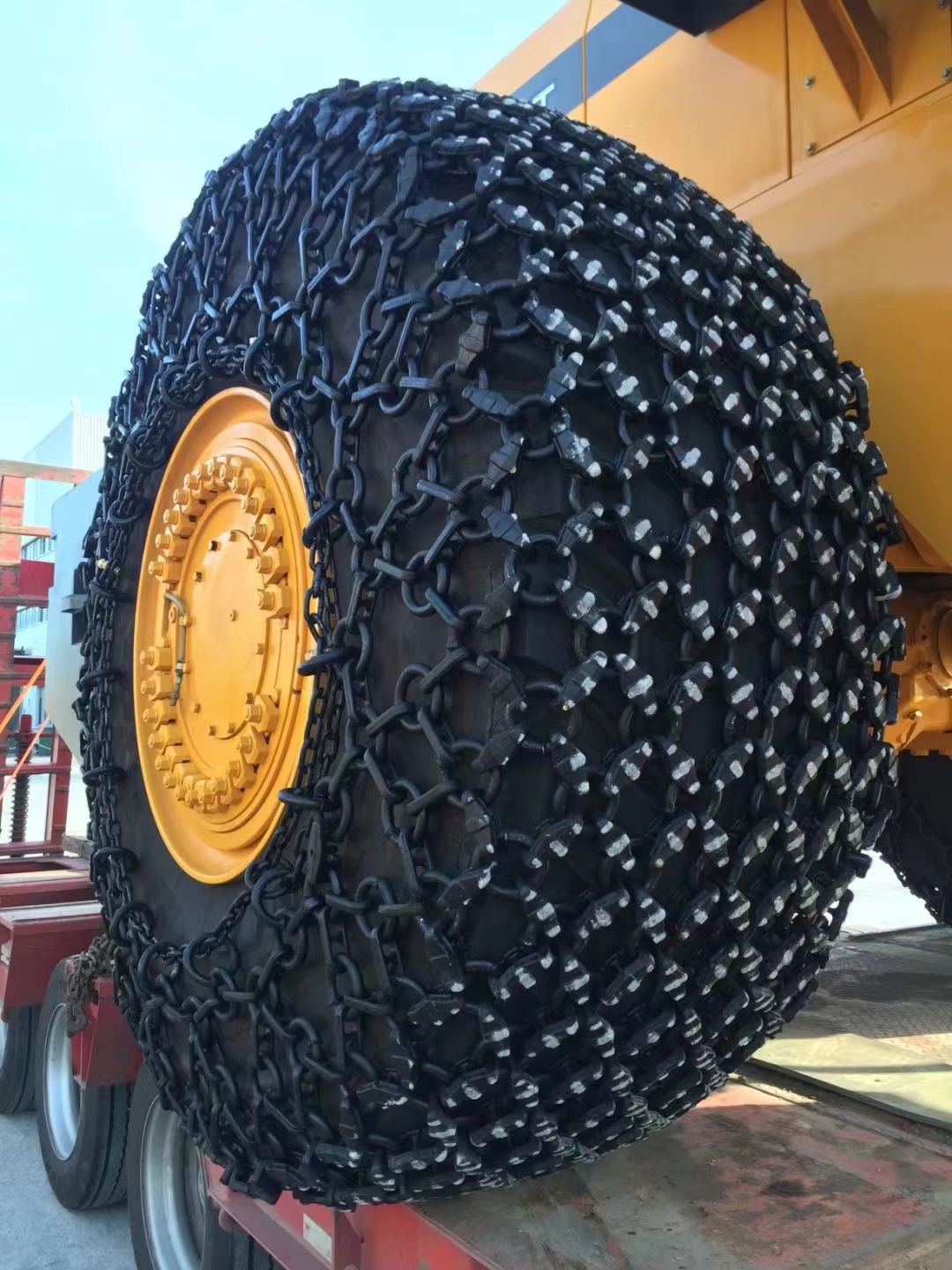 Tire protection chain